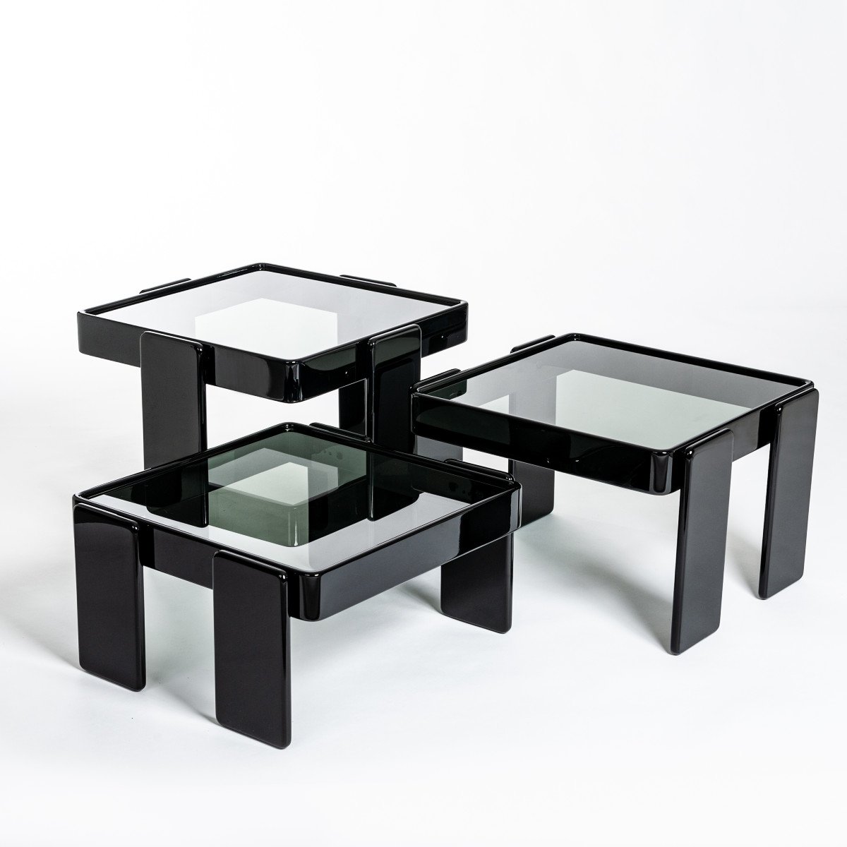 Italian Midcentury Gianfranco Frattini Black Nesting Tables For Cassina, 1960s-photo-2