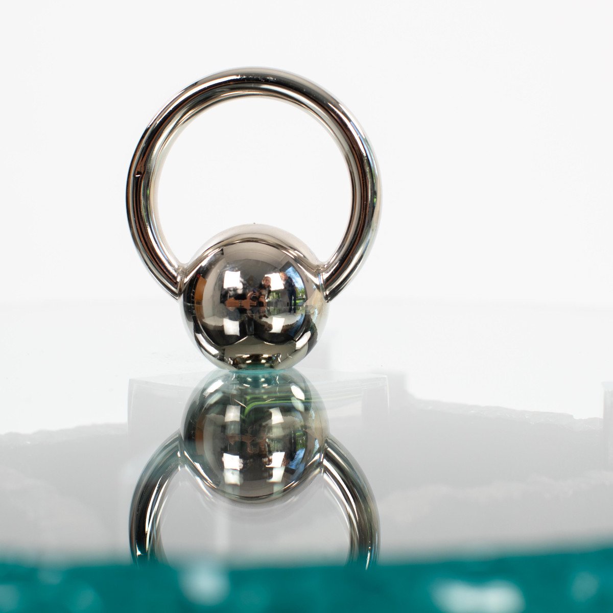 Tables d'appoint italiennes brutalistes du milieu du siècle, en fer, verre et nickel, par Banci-photo-4