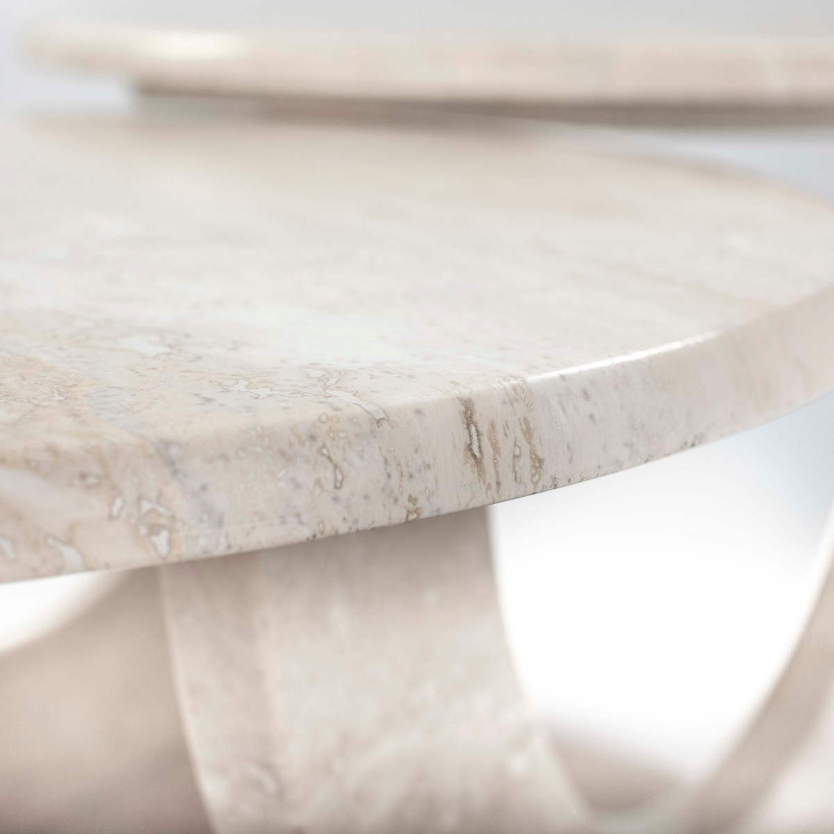 Table basse italienne ronde à deux niveaux en pierre travertin, années 1960-photo-4