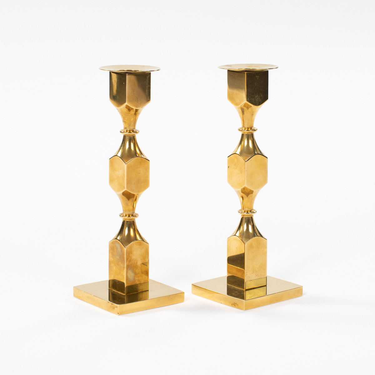 Paire de bougeoirs en laiton massif par Bernt Karlsson pour Gusum, Suède, années 1980-photo-2