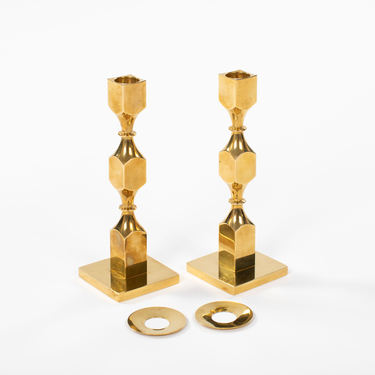 Paire de bougeoirs en laiton massif par Bernt Karlsson pour Gusum, Suède, années 1980-photo-3
