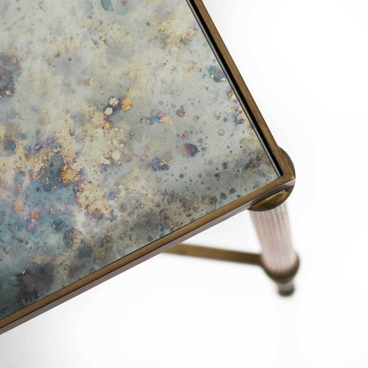 Ensemble de tables gigognes en laiton avec plateau en verre marbré miroir, années 1960-photo-7