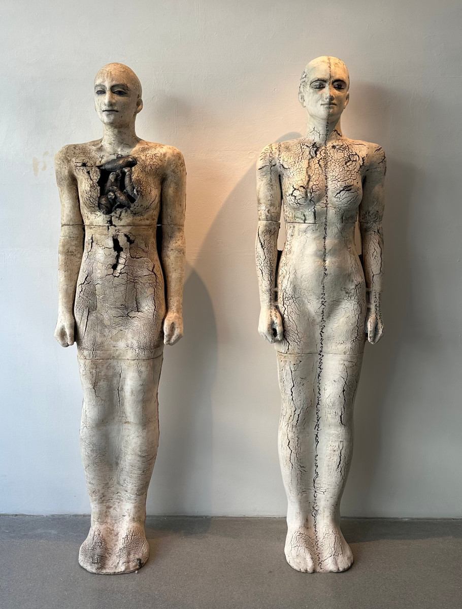 Contemporary Ceramic Figural Lifesize Female Sculpture By Dora Várkonyi-photo-3