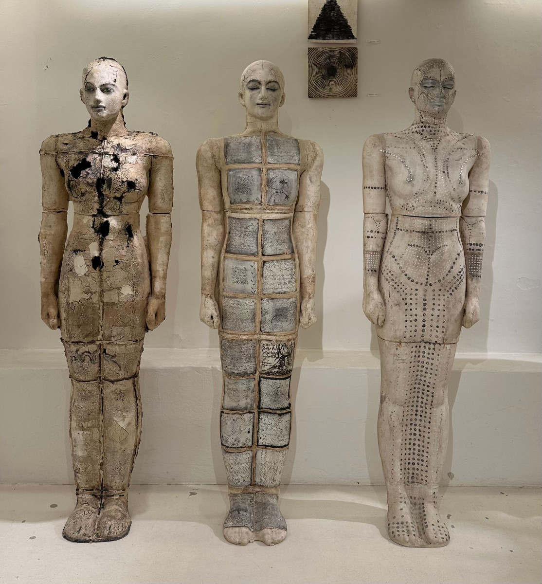 Contemporary Ceramic Figural Lifesize Female Sculpture By Dora Várkonyi-photo-5