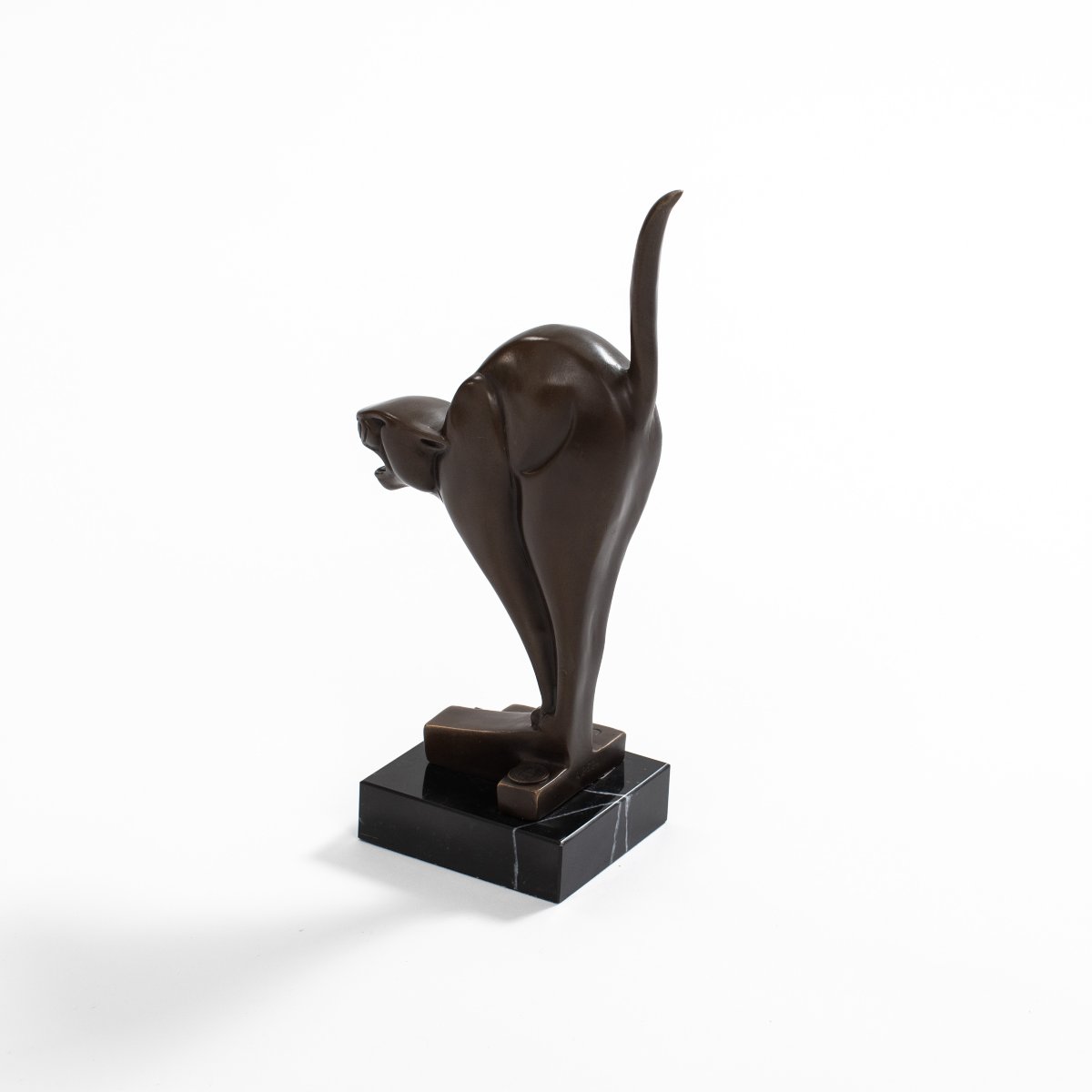 Panthère en bronze de style Art déco cubiste néerlandais sur marbre noir, par C. VAN DER HOEF-photo-3