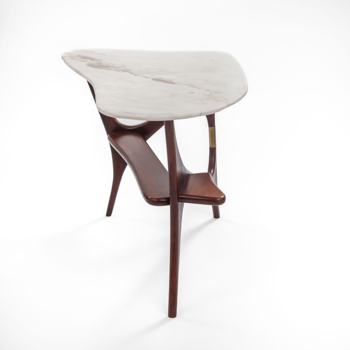 Table basse italienne unique du milieu du siècle, en bois de rose, marbre et laiton-photo-5