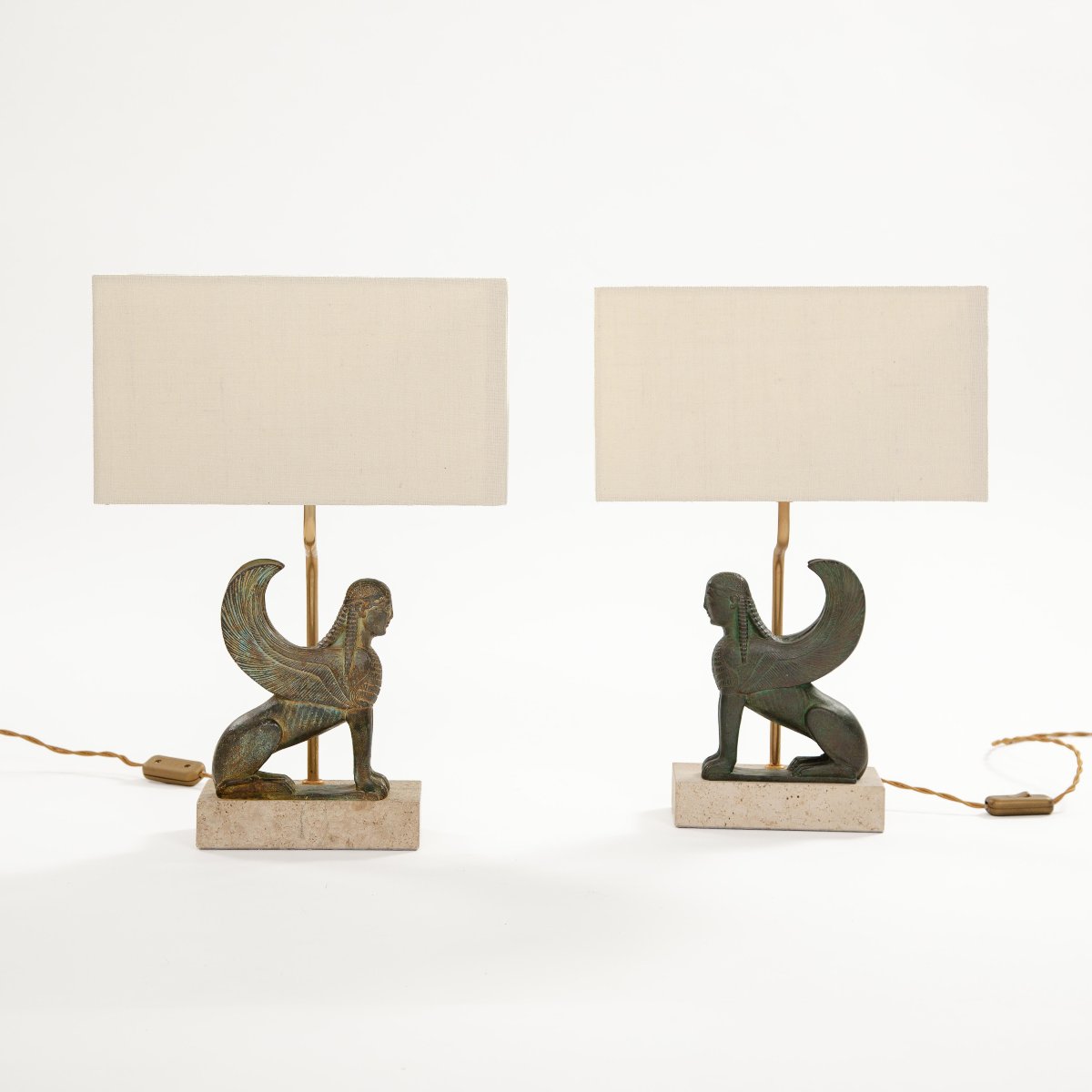 Paire de lampes de table françaises « Sphinx » du milieu du siècle, en terre cuite -photo-3