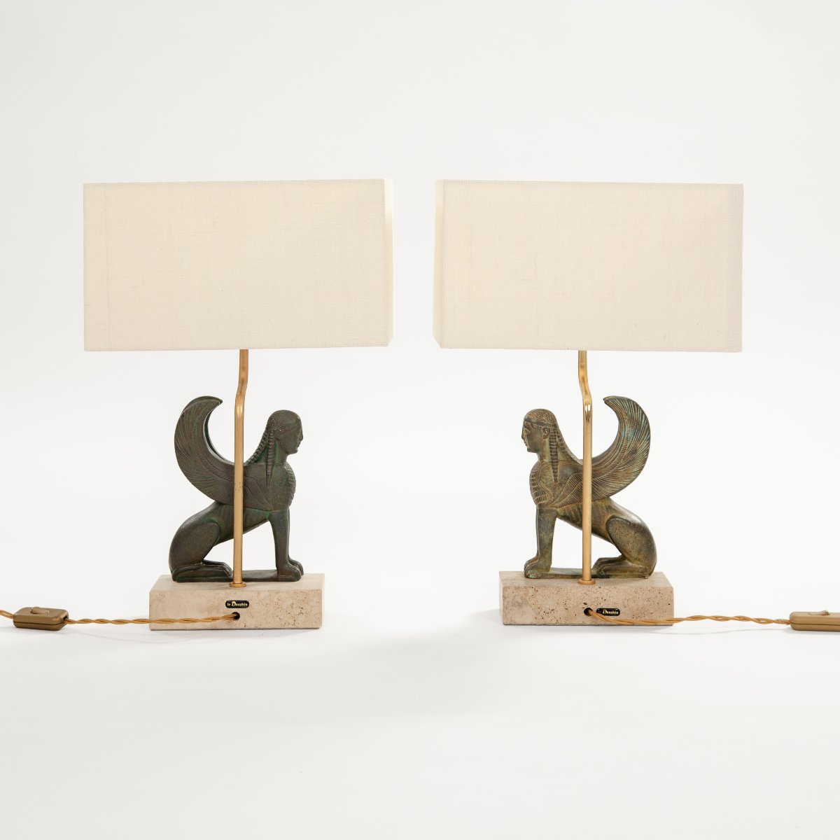 Paire de lampes de table françaises « Sphinx » du milieu du siècle, en terre cuite -photo-2