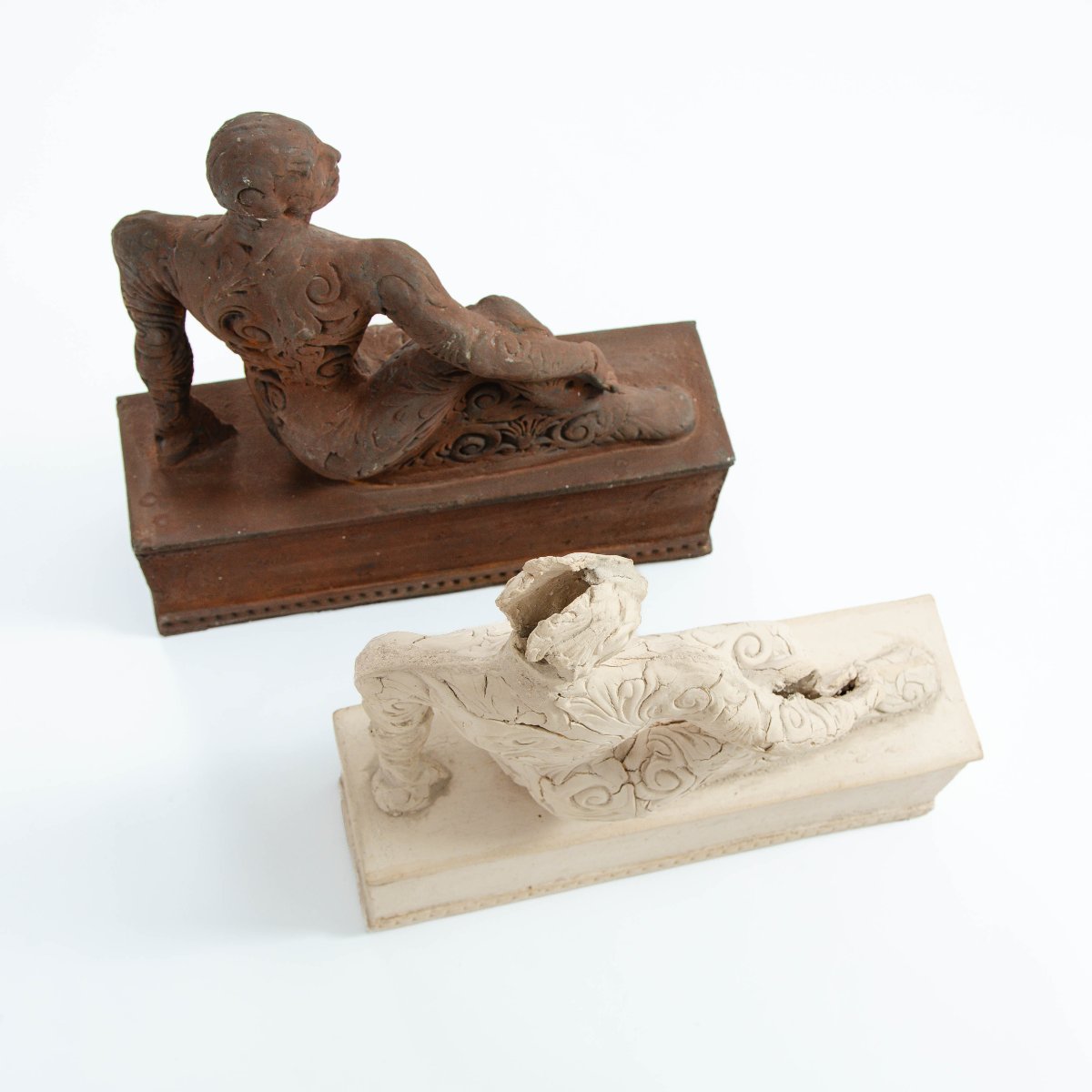 A Pair Of Classically Inspired Ceramic Sculputres By Dora Várkonyi, Germany 2001-photo-3