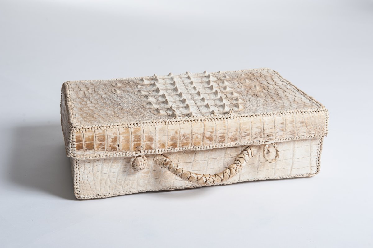 Art Déco Croco Leather Picnic Case-photo-2