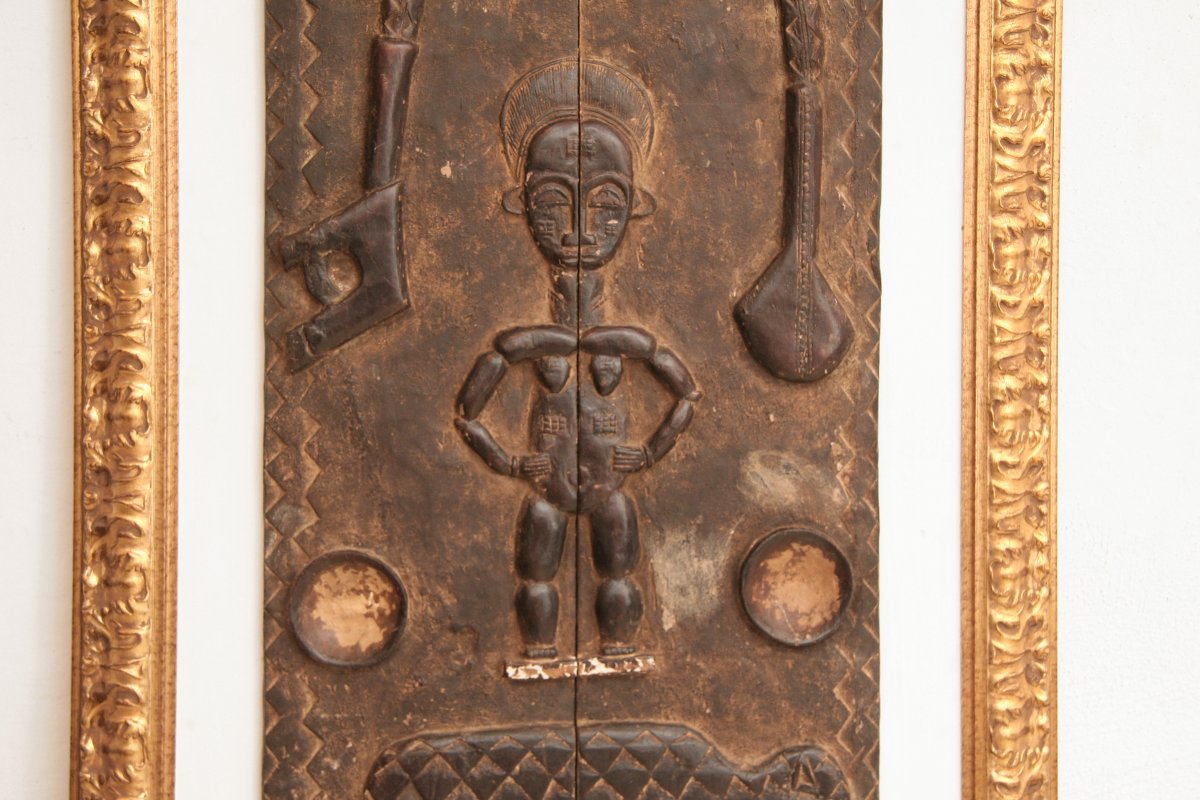  Tableau ou sculpture africaine sculptée dans le bois, encadrée - Début Du XXème Siècle -photo-3