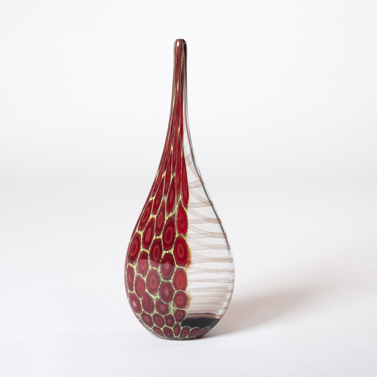 Vase en verre de Murano élégant et haut en forme de bouteille en verre transparent, rouge foncé et jaune
