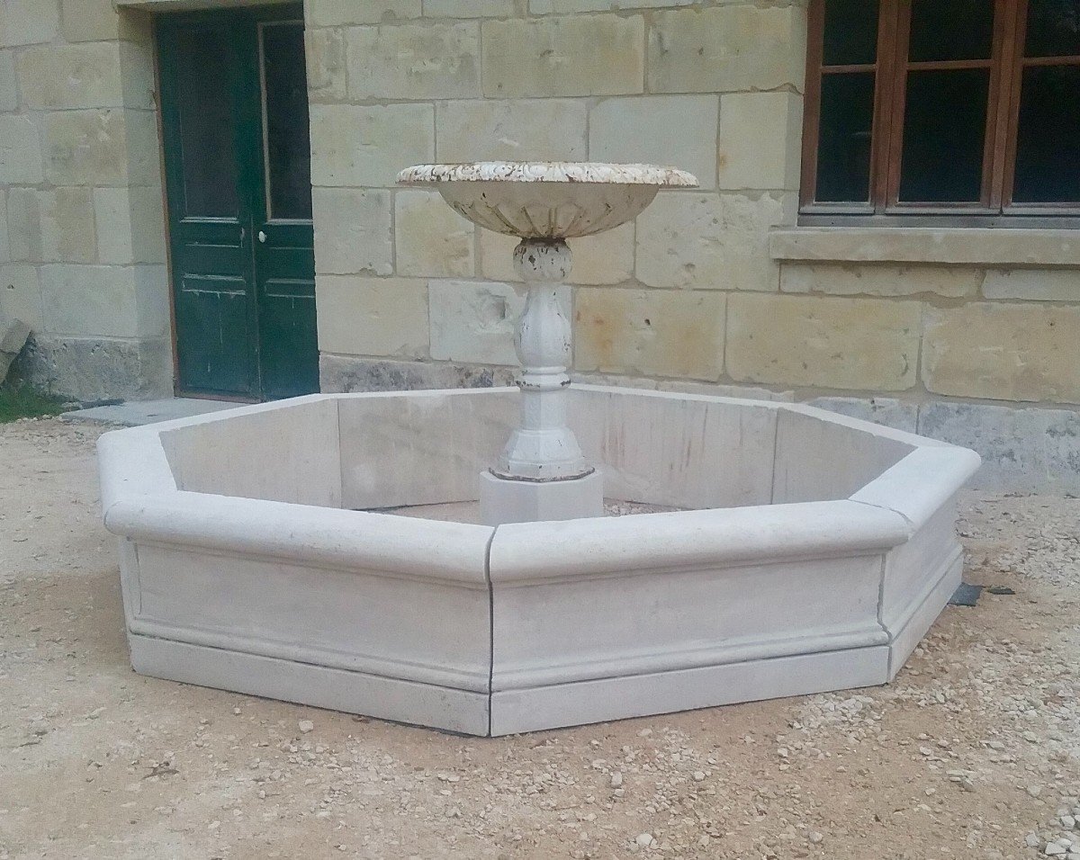 Basin In Natural Stone With In Its Center A Cast Iron Basin XIX