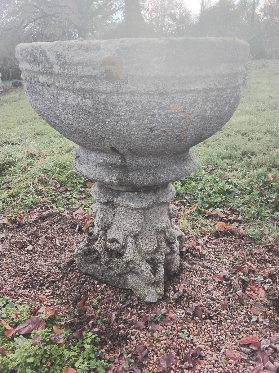 Jardinière en granit gris