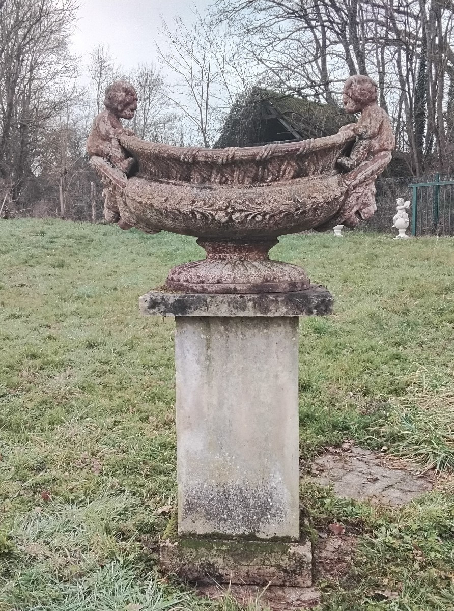 Cast Iron Basins On Pedestals