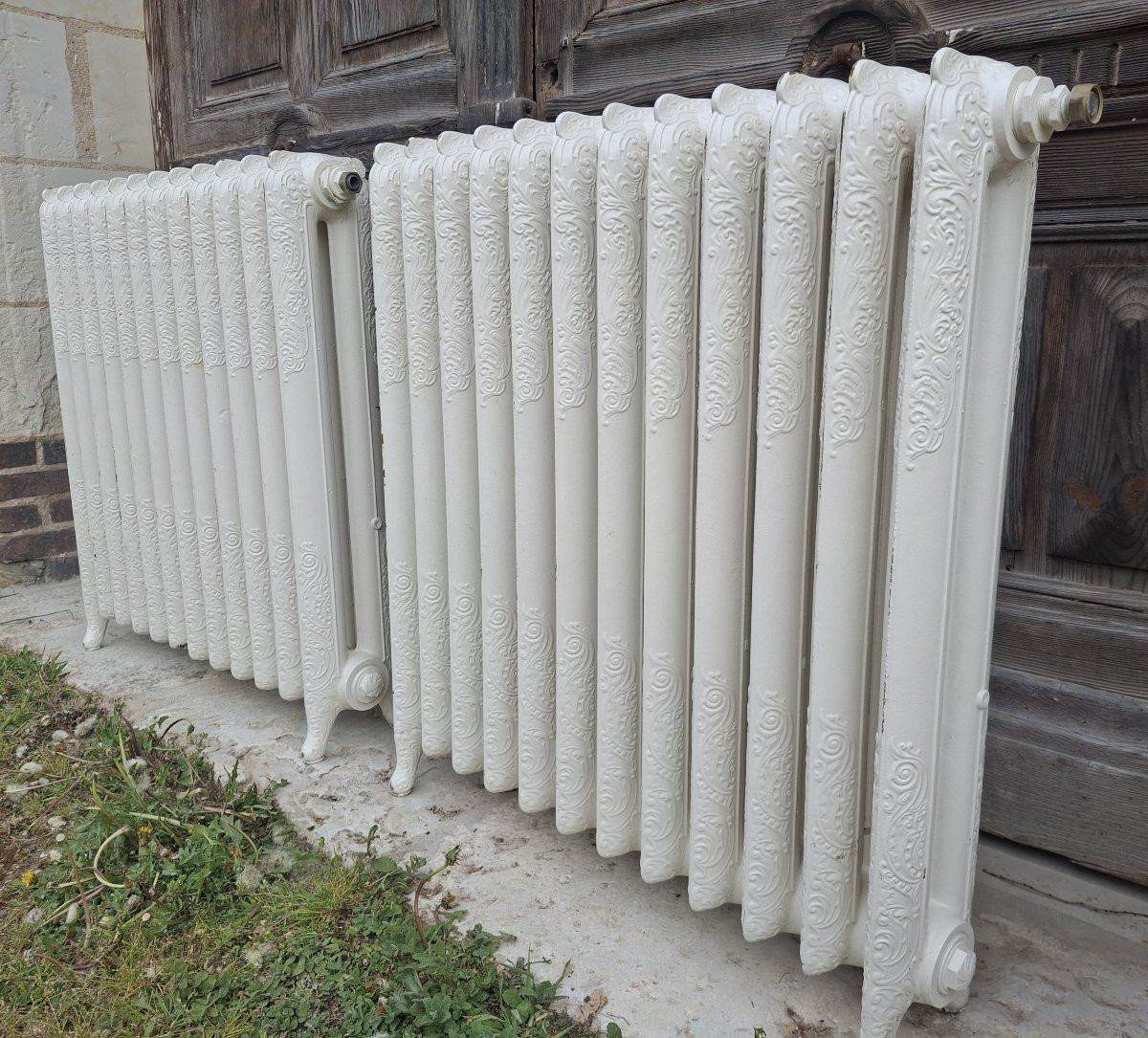 Two Flowered Cast-iron Radiators-photo-3