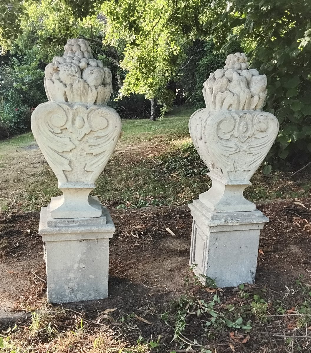 Pots à Feu, paire de vase en pierre naturelle