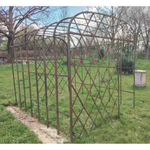 Arbor, Iron Gazebo 