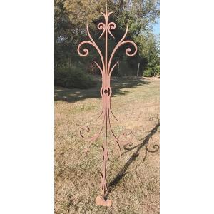 Wrought-iron Chain Cross