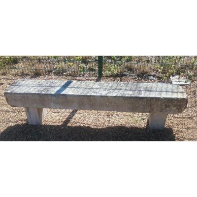 Banc En Pierre