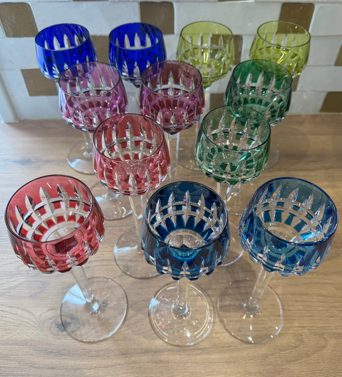 12 Colored Roemer Wine Glasses Manhattan Model Signed Cristal Saint Louis-photo-2