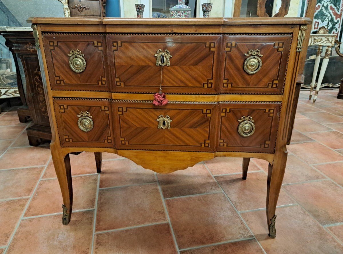 Commode Incrustée à Deux Tiroirs 
