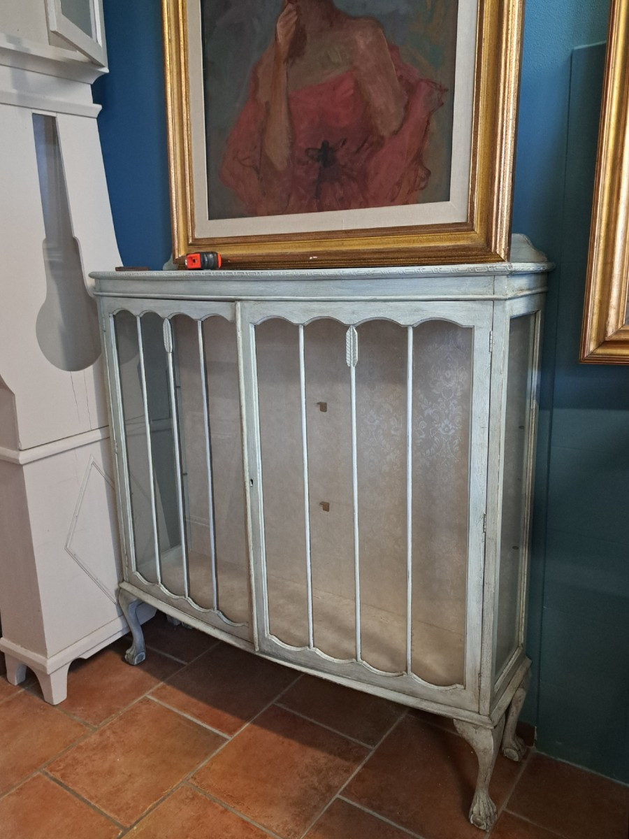 Vitrine Laquée Et Bombée Du "xixe Siècle