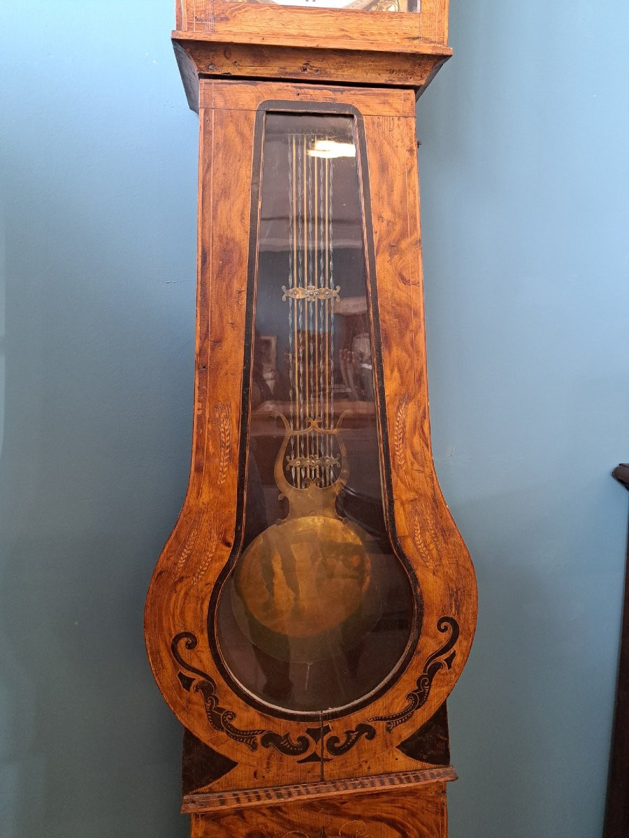 Nineteenth Century Lacquered Pendulum Clock-photo-1