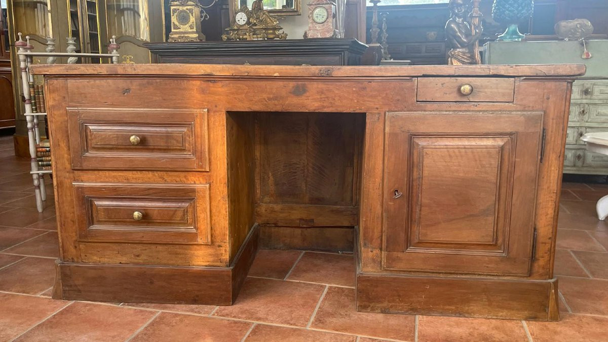 Counter Desk From The '600 In Walnut-photo-6