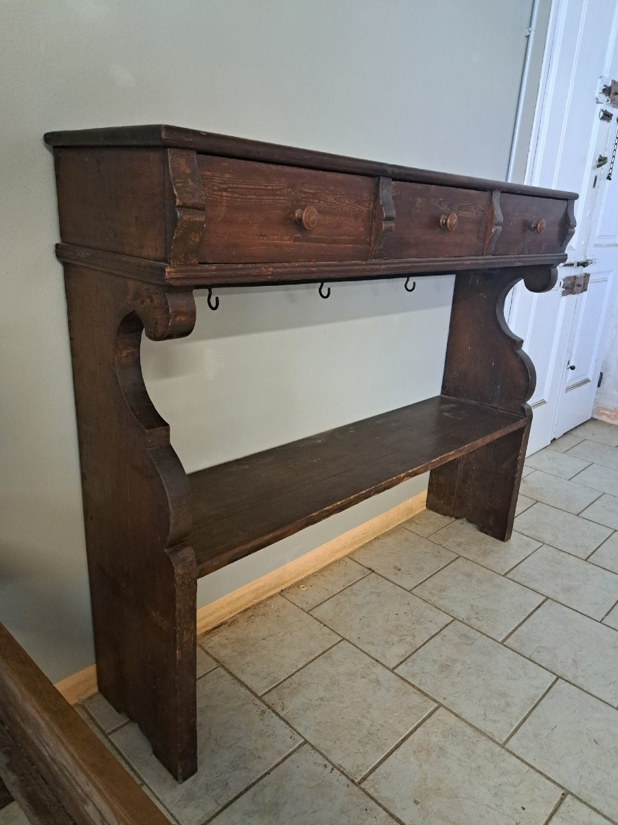 Rustic Bookcase From The 18th Century-photo-1