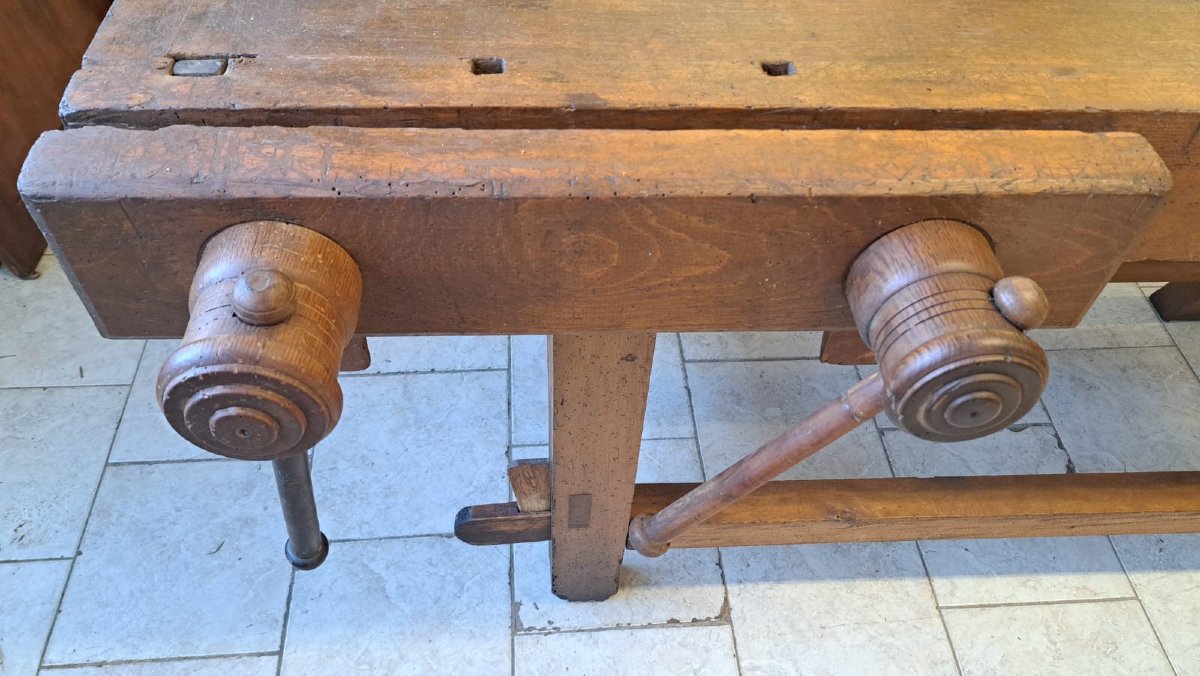 Nineteenth Century Carpenter's Table With Triple Vice-photo-2