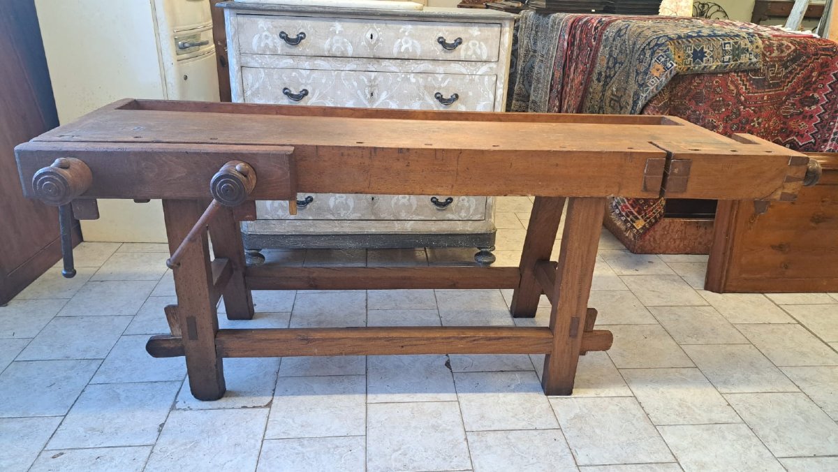 Nineteenth Century Carpenter's Table With Triple Vice-photo-4