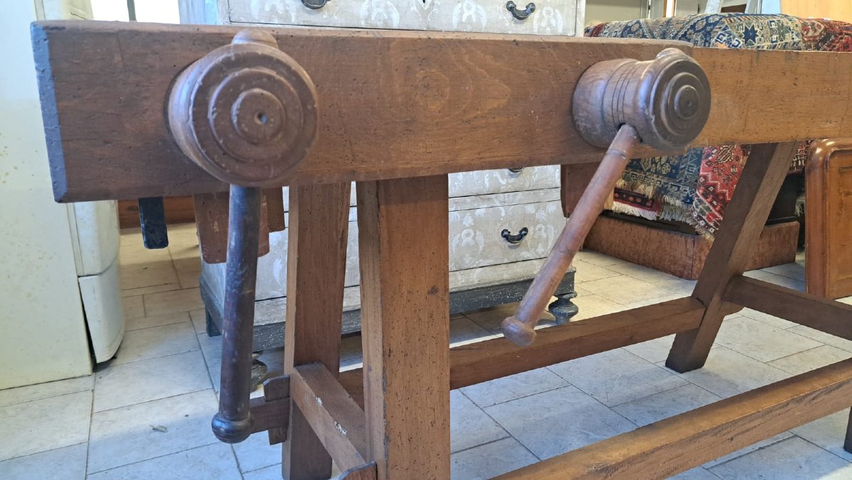 Nineteenth Century Carpenter's Table With Triple Vice-photo-6