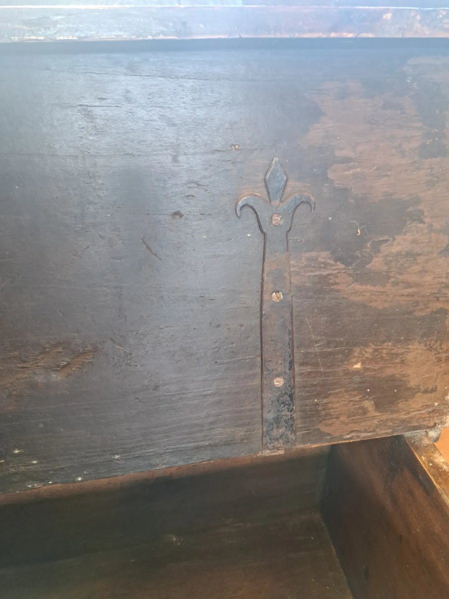 Painted 18th Century Chest-photo-2