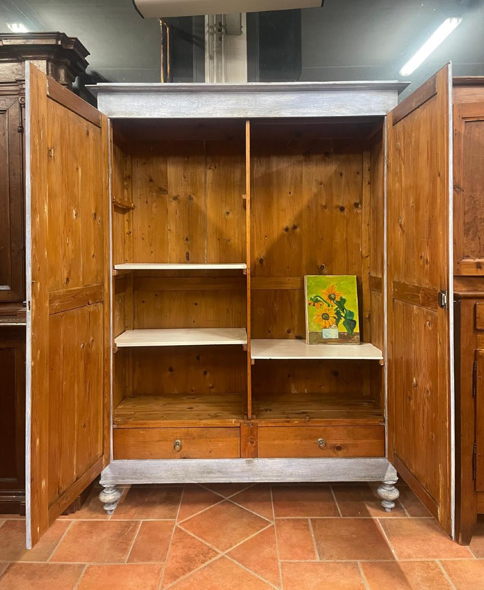 Armoire du XIXe siècle peinte-photo-1