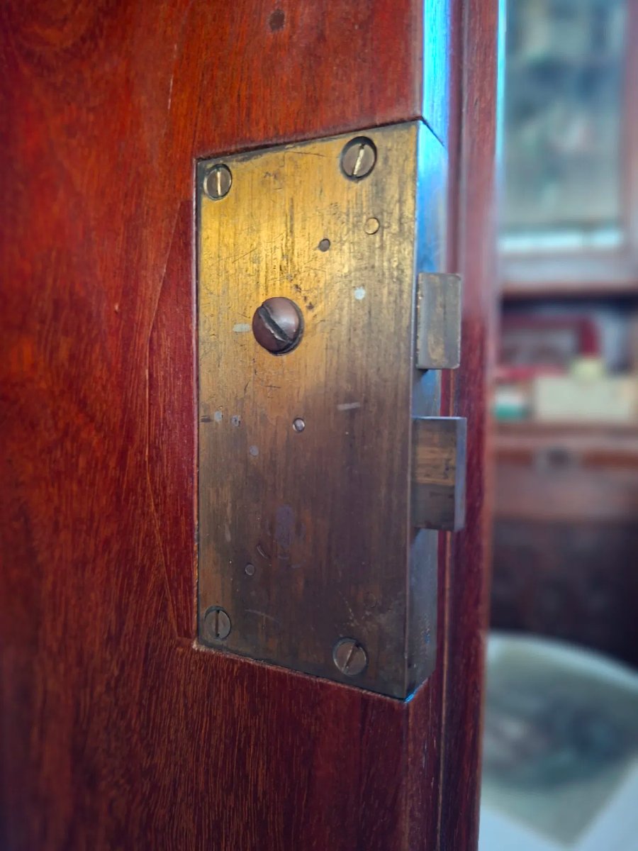  Armoire en duvet d’acajou avec des bronzes-photo-4