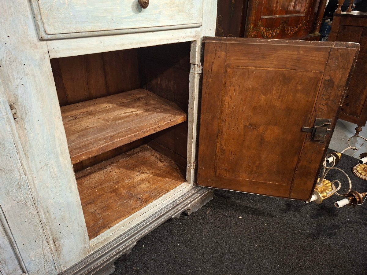 18th Century Painted Three-door Sideboard-photo-7