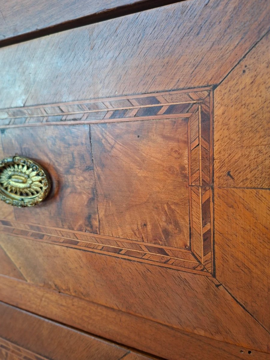 Commode dans le style de Louis XVI-photo-3