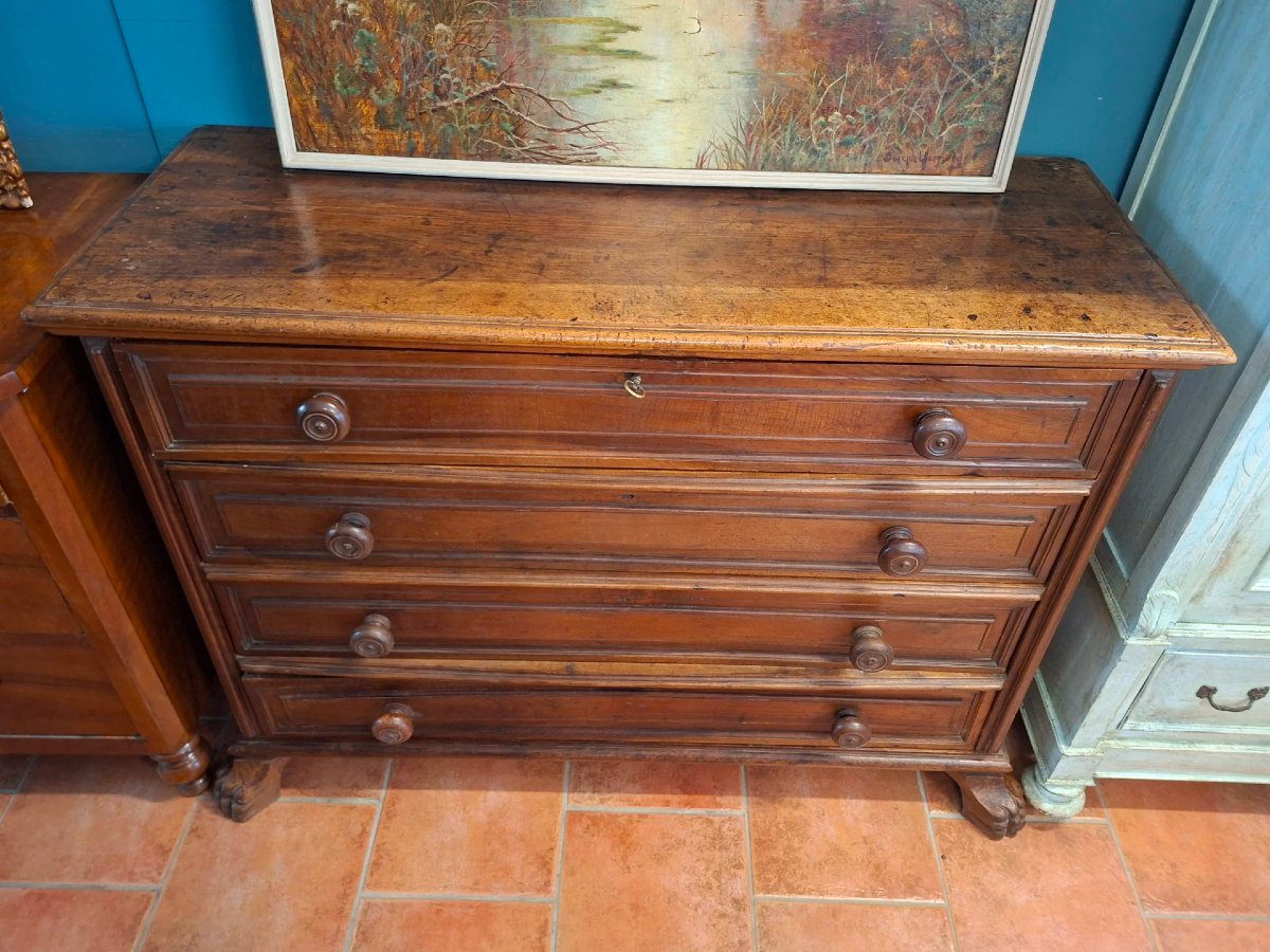 17th Century 4-drawer Walnut Dresser-photo-3