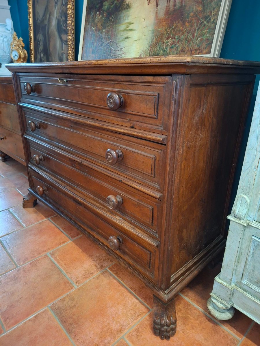 17th Century 4-drawer Walnut Dresser-photo-1