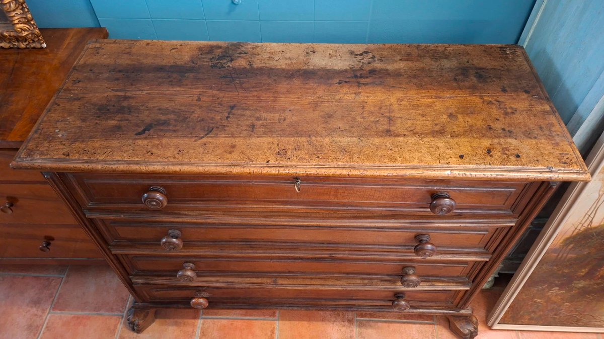17th Century 4-drawer Walnut Dresser-photo-2