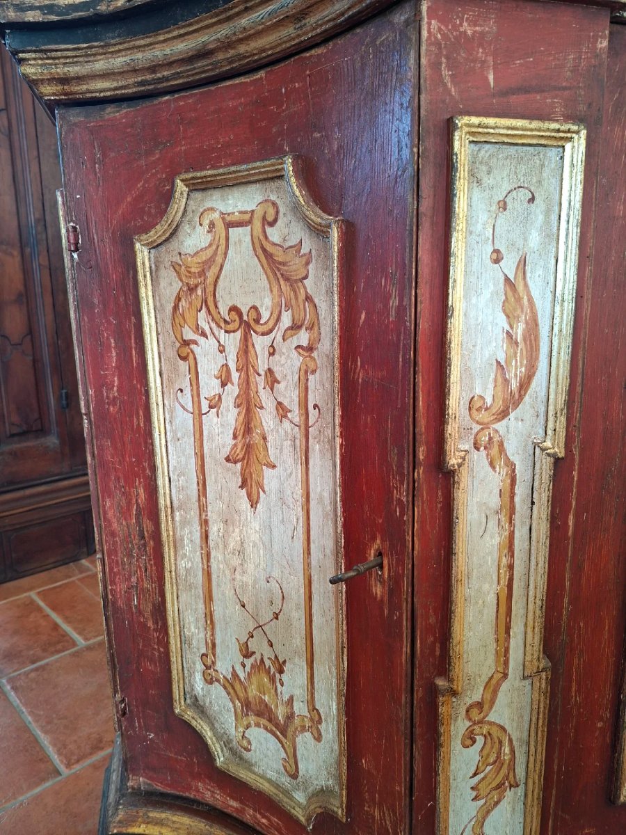 Placard de style XVIIIe siècle peint-photo-6