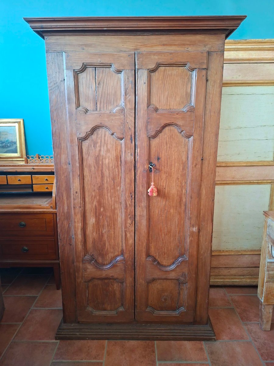 17th-century Cabinet Made Of Softwood-photo-4