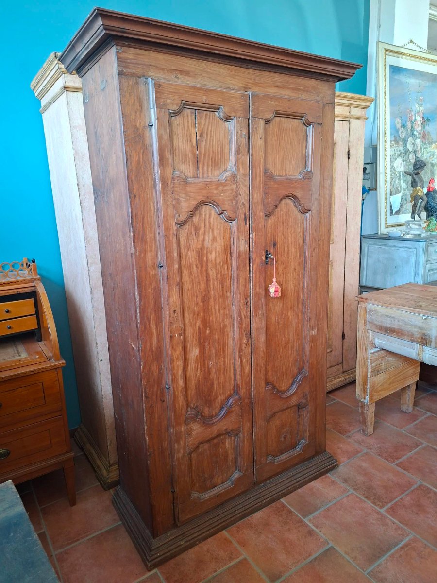 17th-century Cabinet Made Of Softwood-photo-5