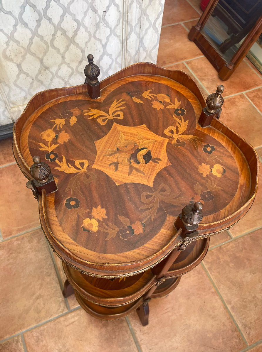Paire de tables étagère en bois de rose marbré.-photo-3