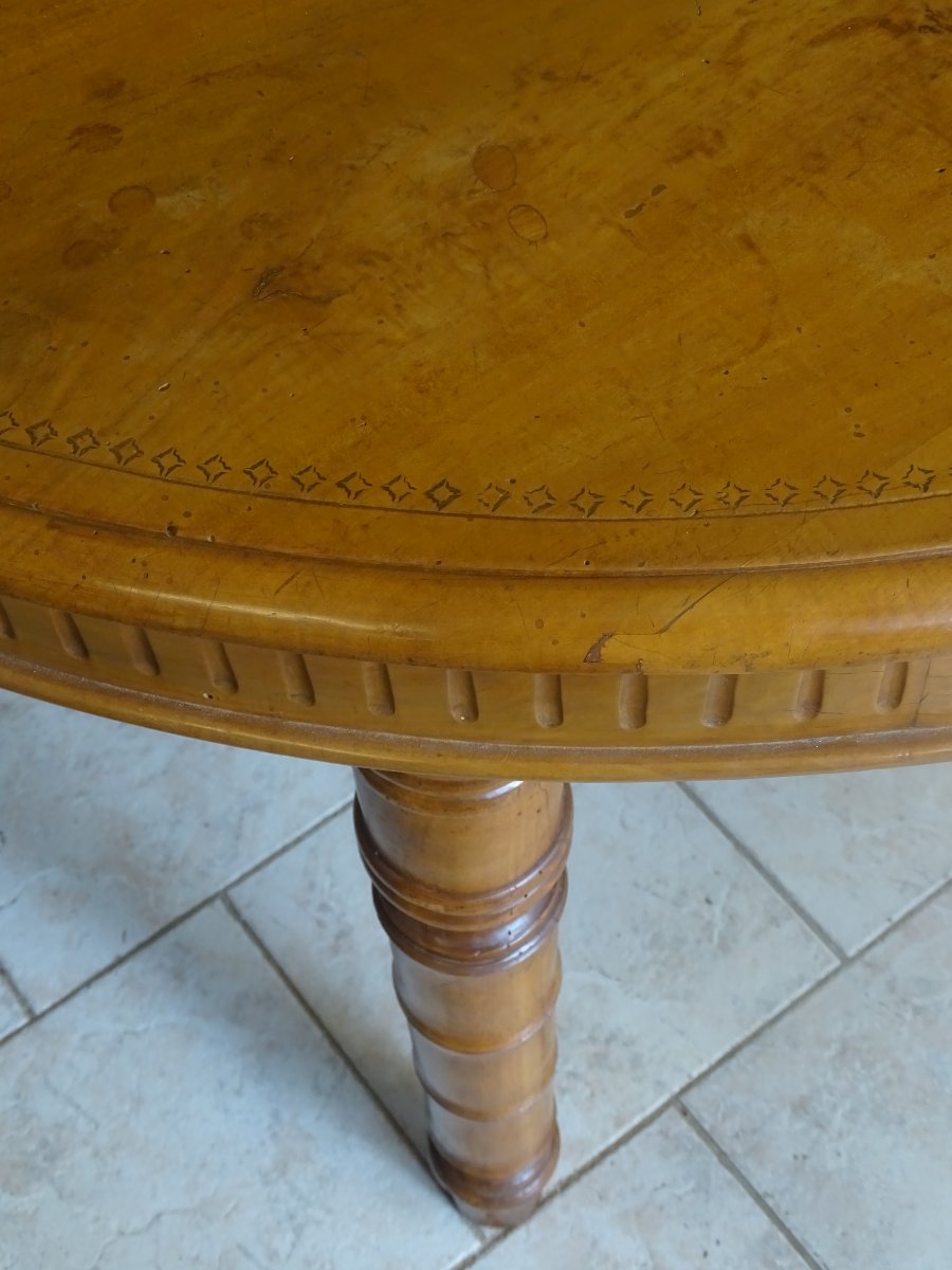 Large Extendable Table In Pyrographed Cherry Wood-photo-5