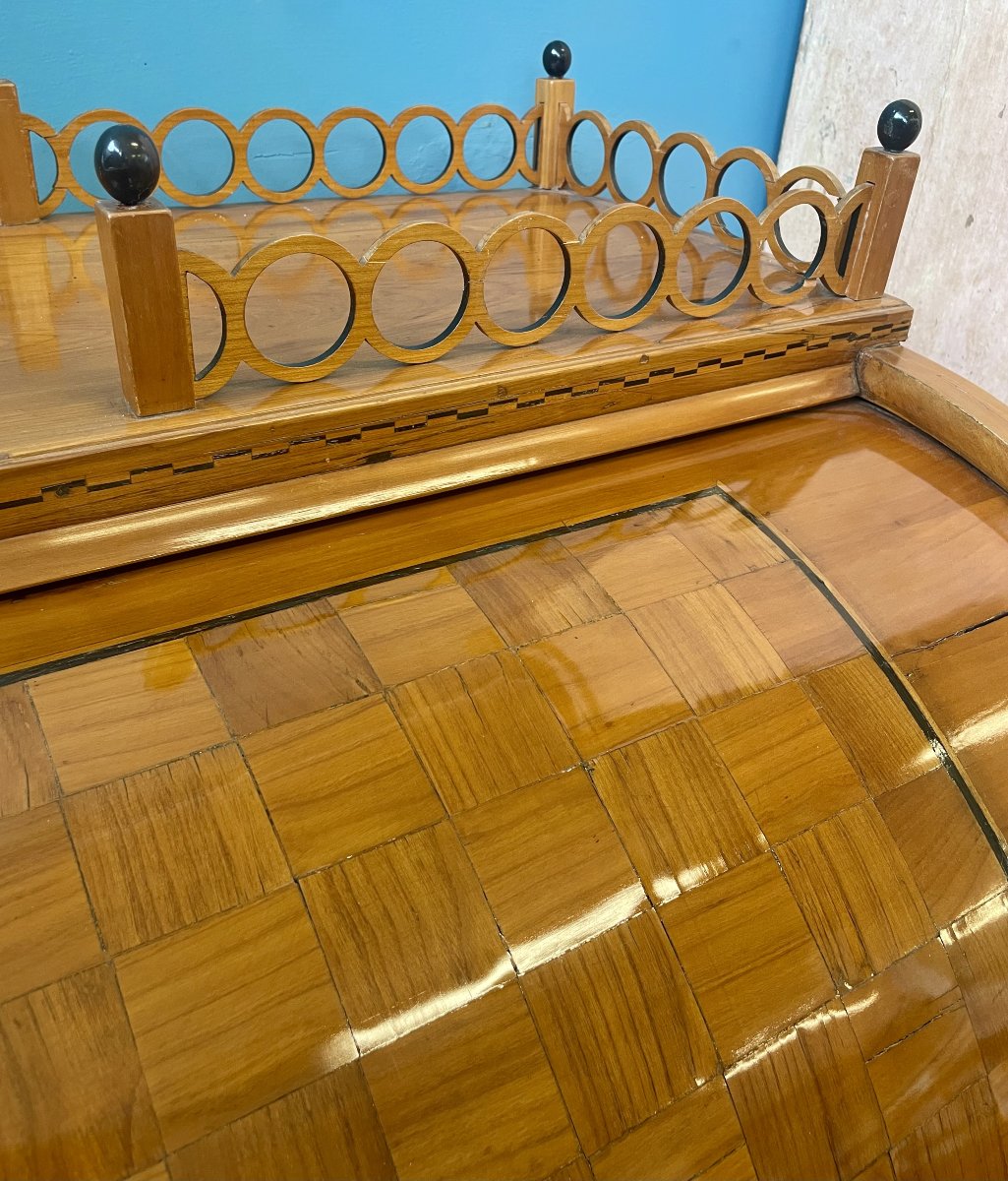 Elegant Cherry Wood Roller Blind In The Neoclassical Style-photo-2