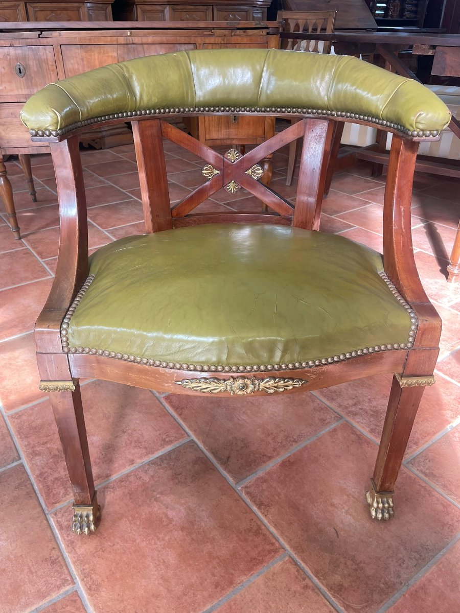 Fauteuil style Empire en bois et cuir vert olive-photo-2