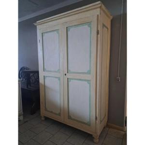 Grande armoire laquée 