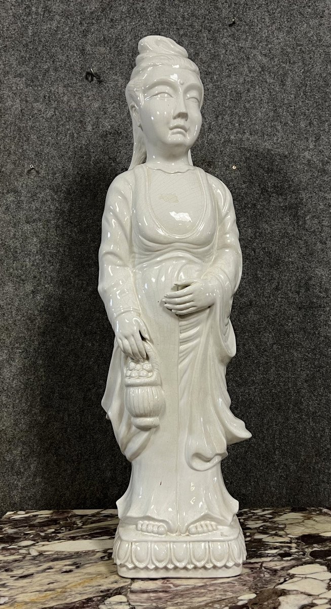 Très Grande Statue En Porcelaine Blanc De Chine époque XXeme (b)  